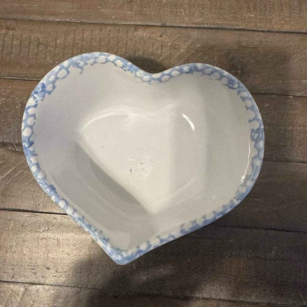Heart-Shaped Ceramic Bowl with Spongeware Trim